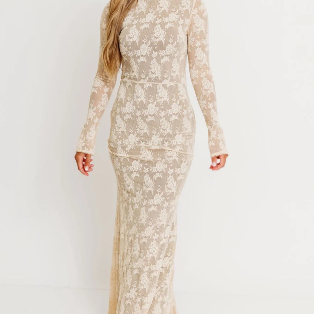 Chic Cream Lace Long Sleeve Dress